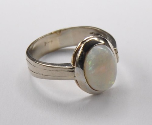 Weißgold voll milch opal - ,