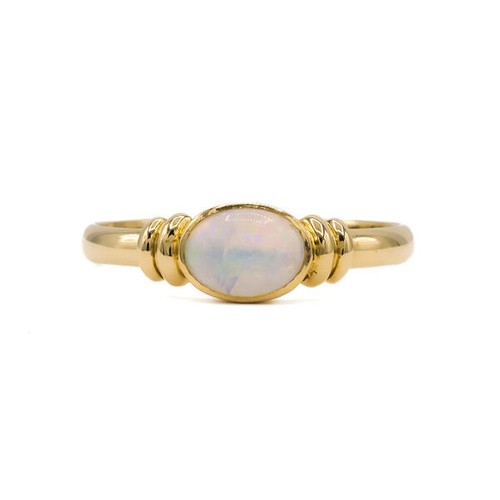 Ring mit vollopal kt - ring, in